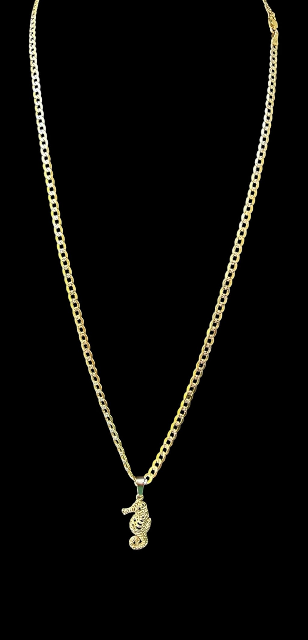 Cadena Pave de Caballito de Mar Oro 10k