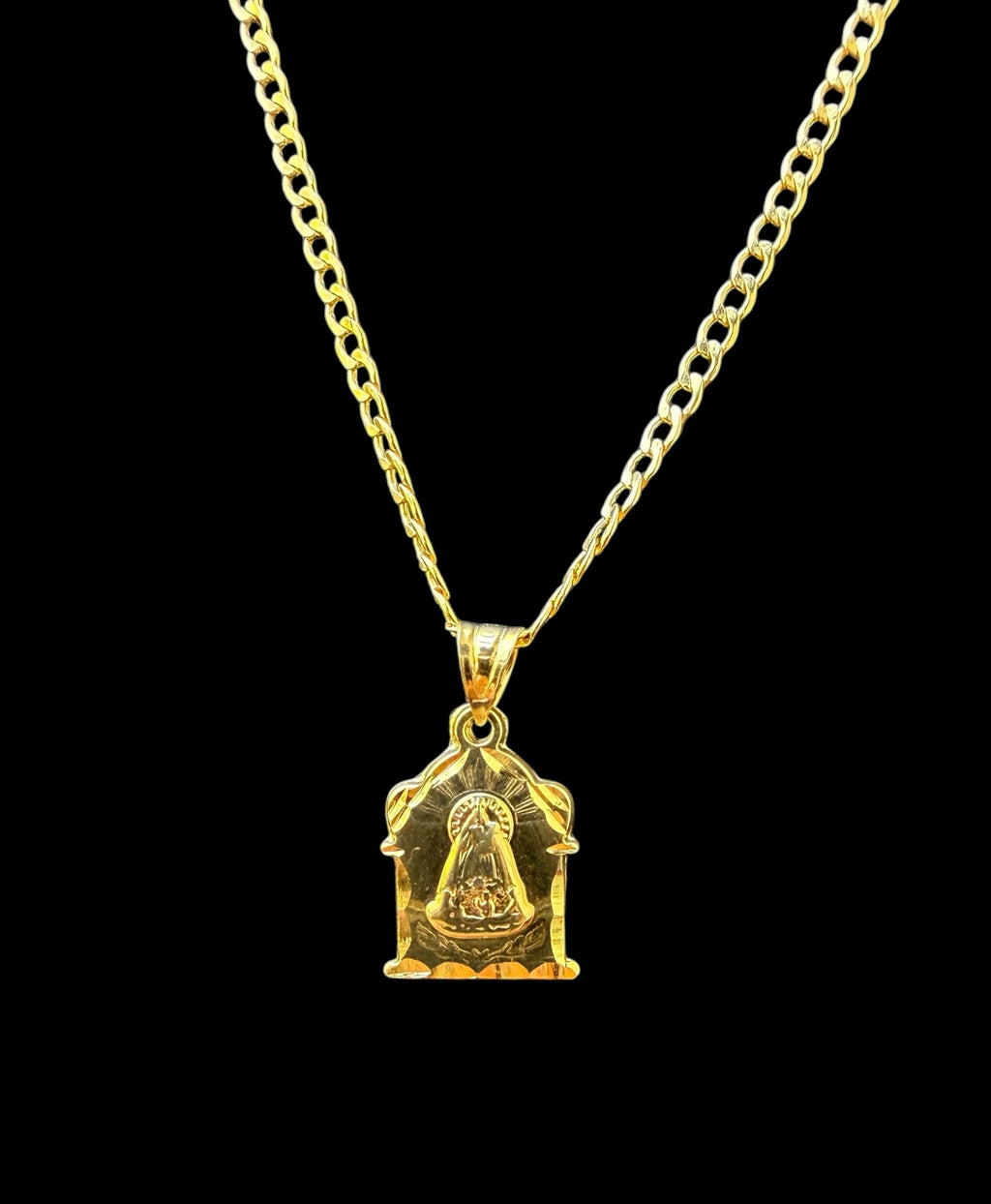 Cadena Fina dije pequeño Caridad del Cobre Oro 10k