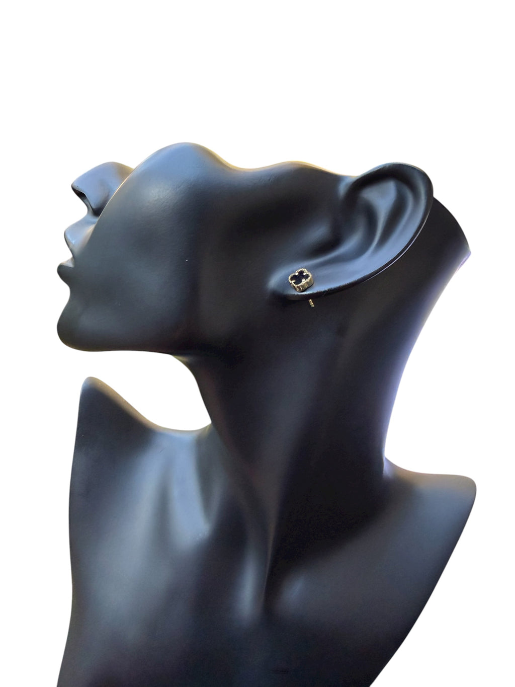 Aretes Clover Pequeños con Piedra Negra en Oro 10k