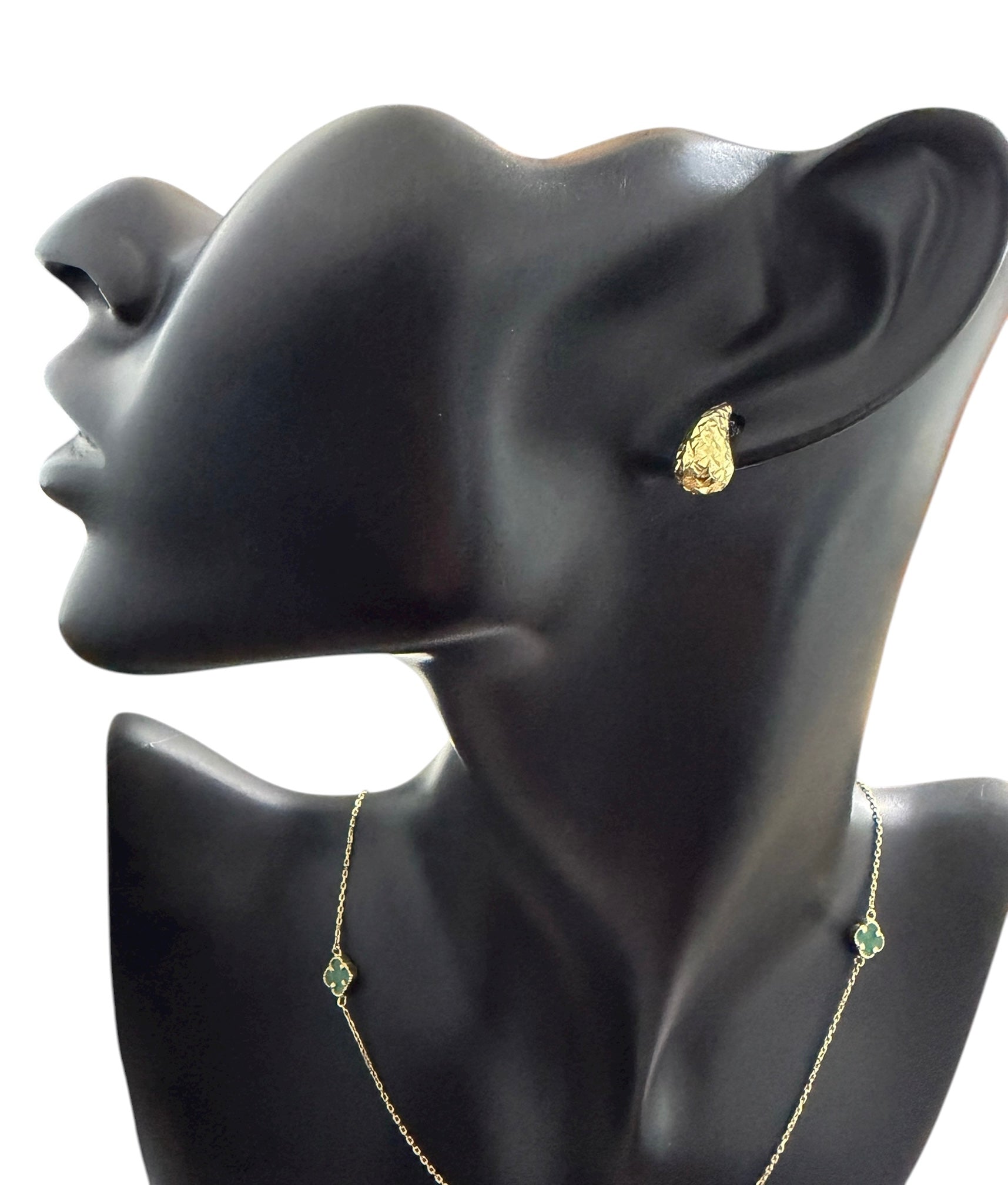 Aretes de Gota en Oro 10k