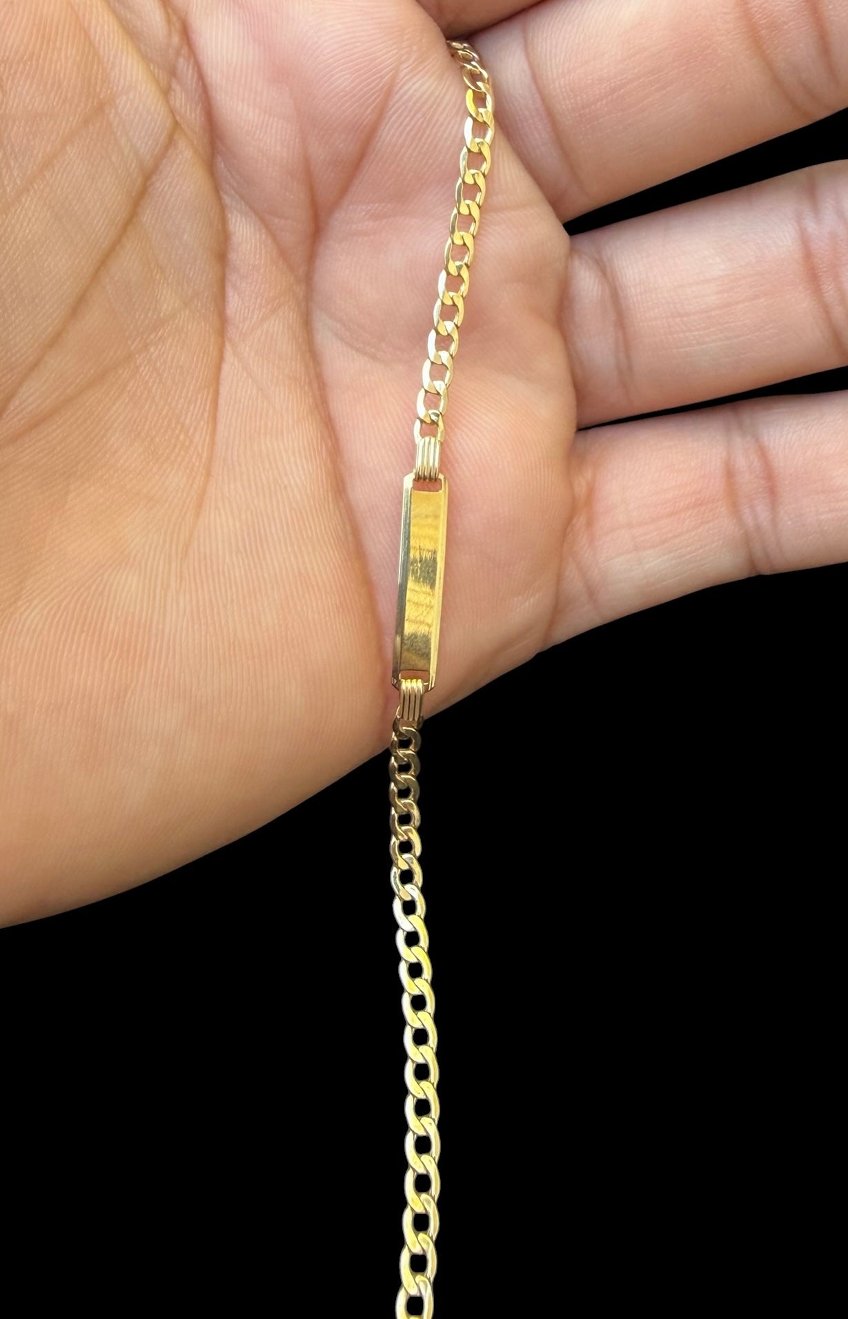 Manilla con placa para niños Oro 10k