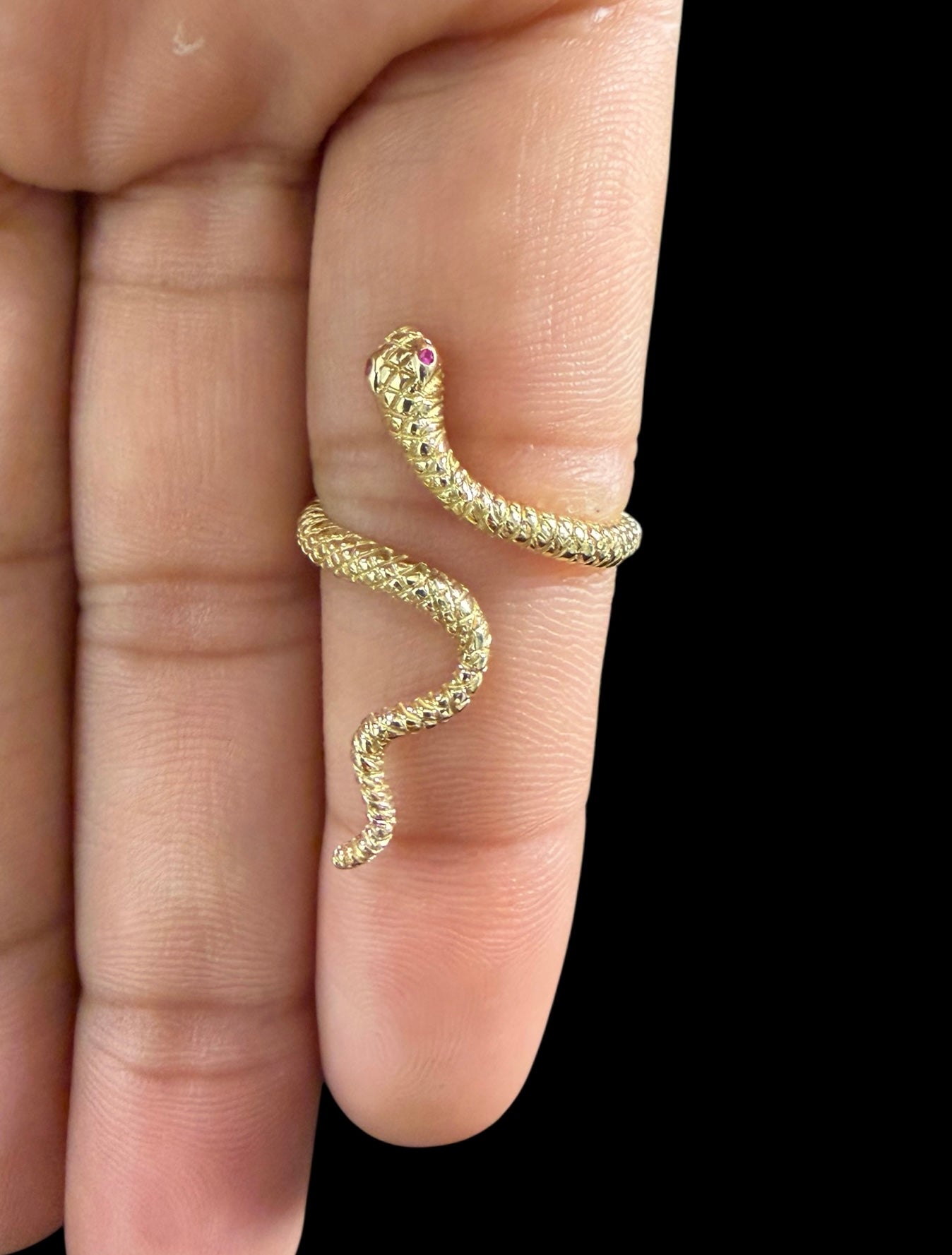 Anillo de Serpiente en Oro 10k
