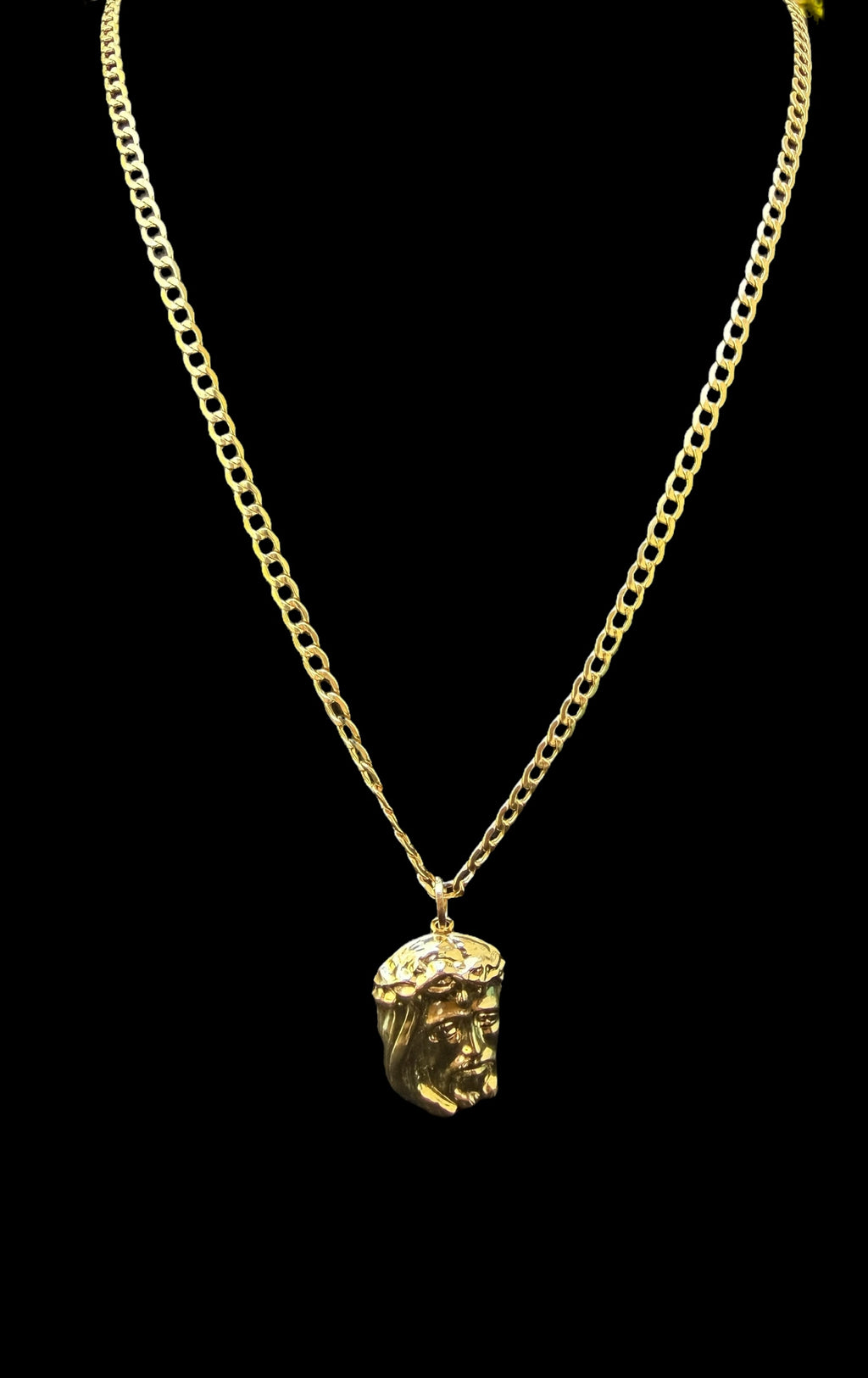 Cadena con Dije Grande de Jesús Oro 10k