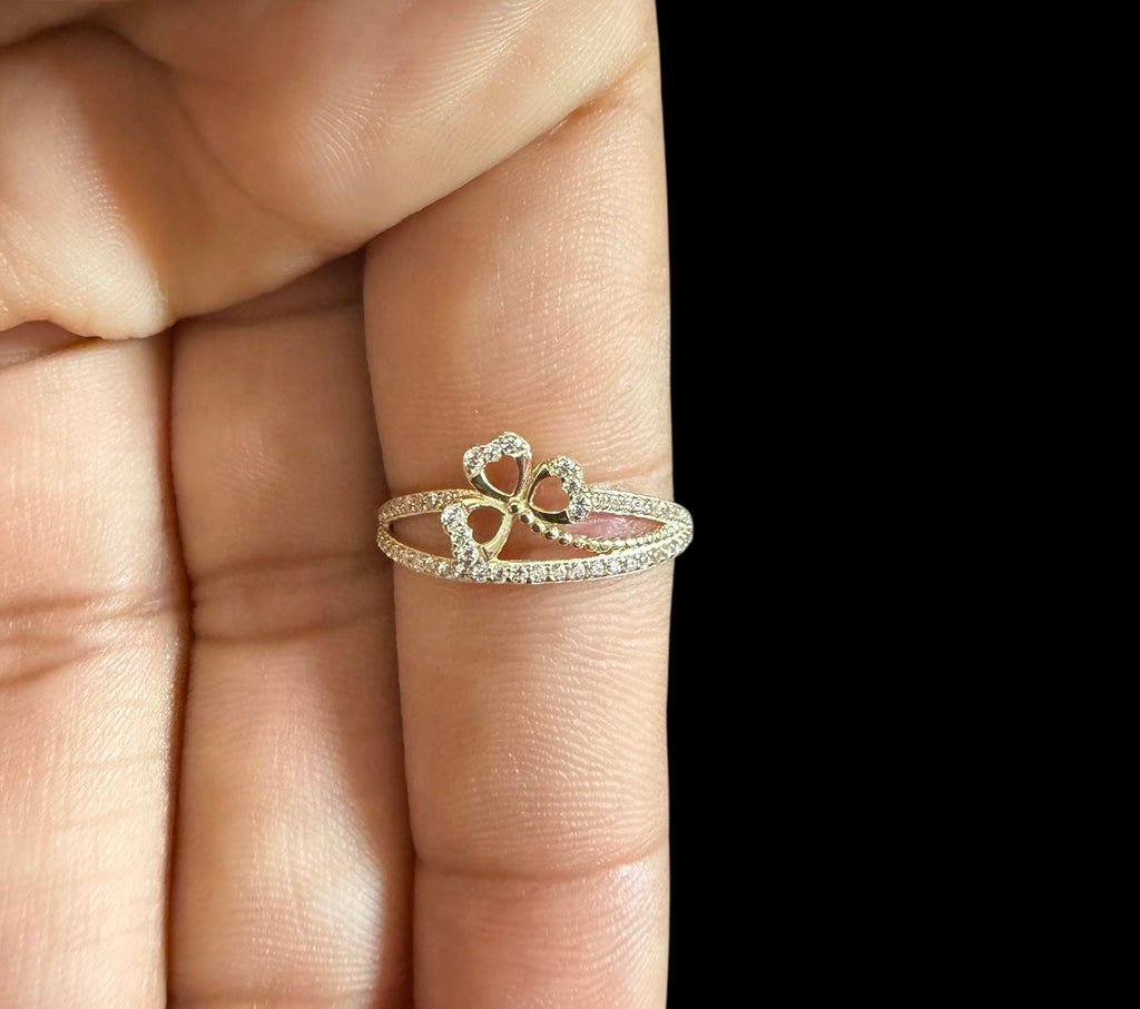 Anillo de Trébol en Oro 10k