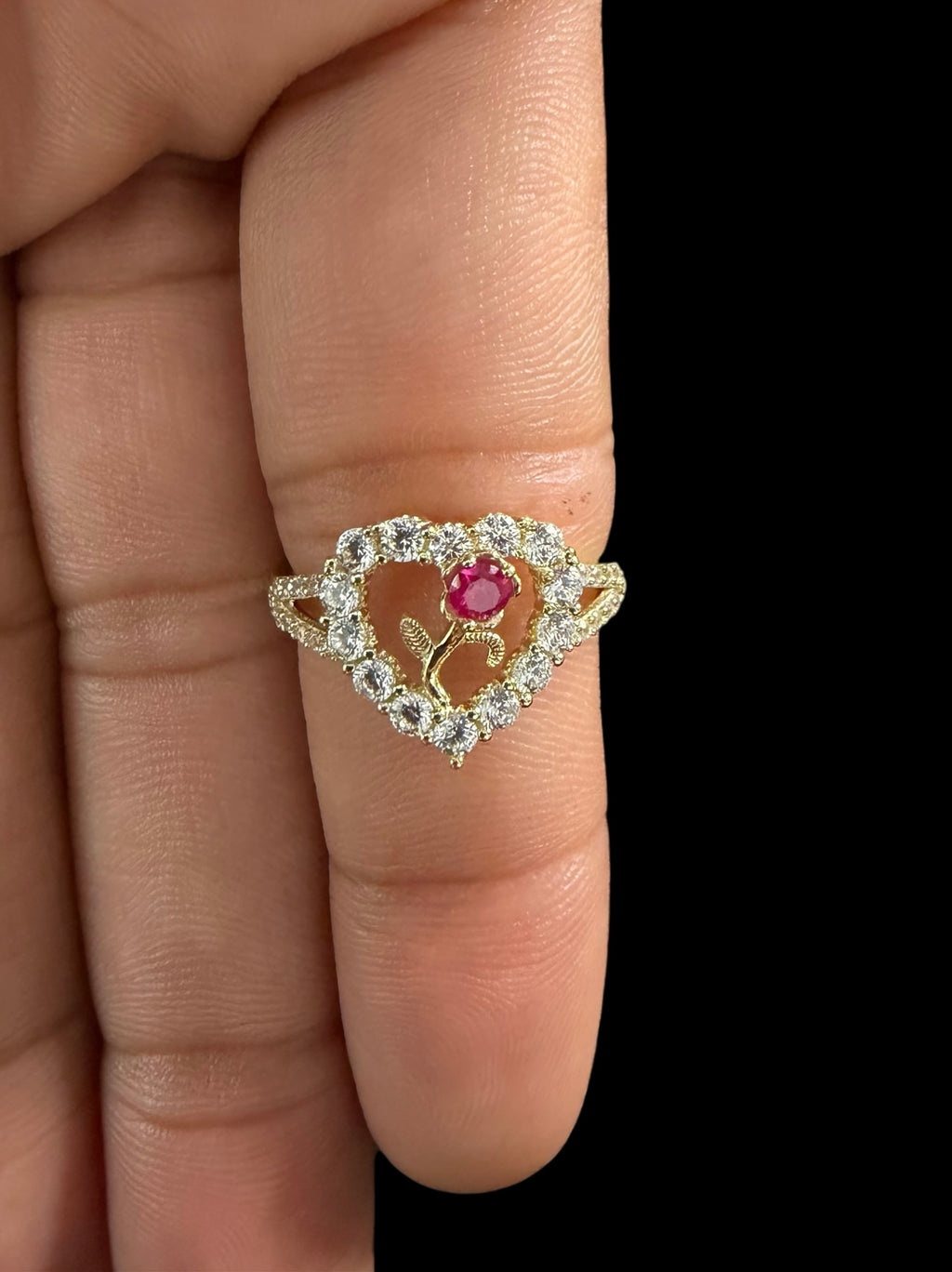 Anillo de Corazón con Flor Oro 10k